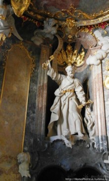 Аскетичность и роскошь мюнхенских храмов