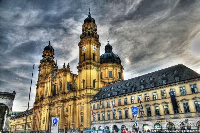 Аскетичность и роскошь мюнхенских храмов