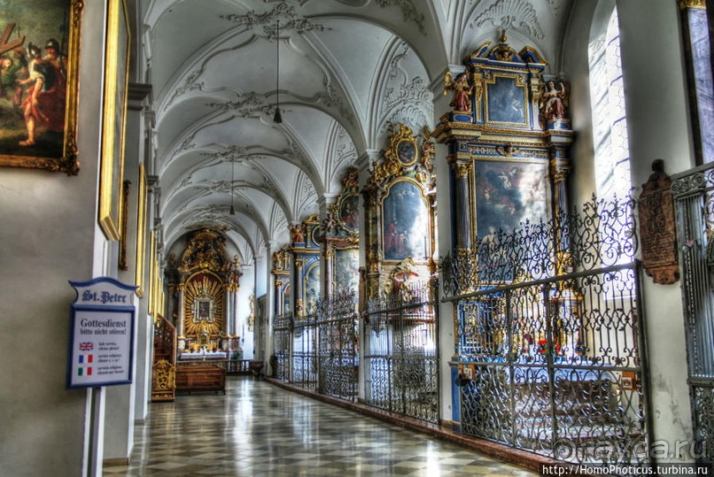 Аскетичность и роскошь мюнхенских храмов