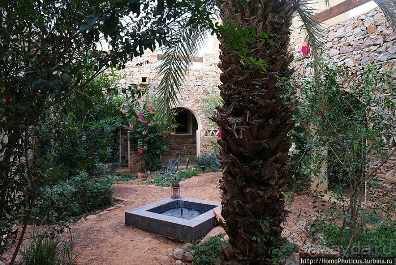 Заметенный песками