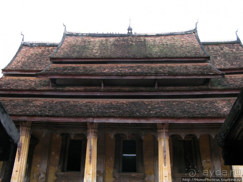 Город в ограде из сандала, или самая большая деревня в Азии
