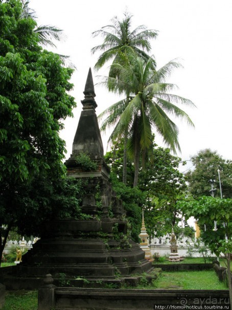 Город в ограде из сандала, или самая большая деревня в Азии