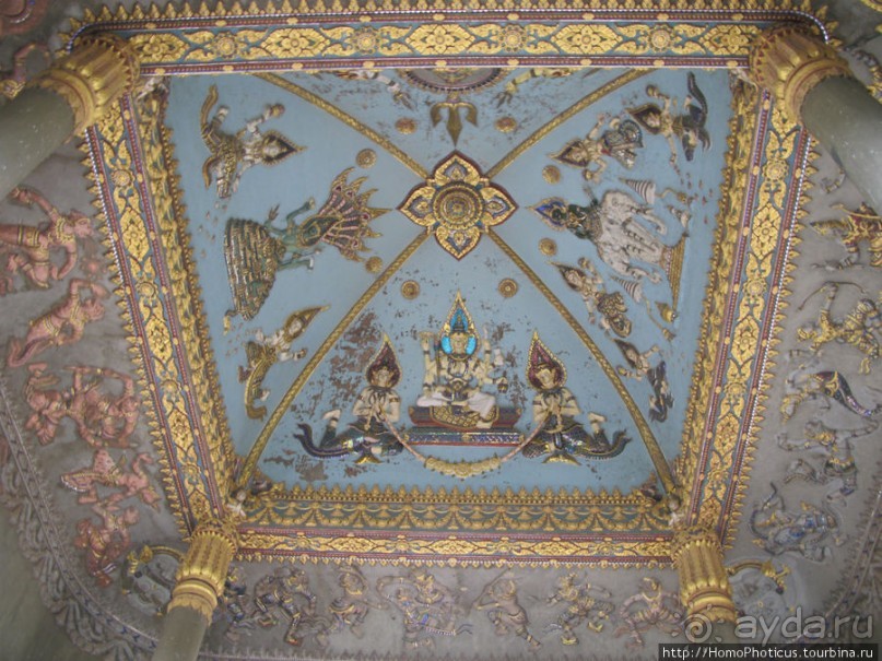 Город в ограде из сандала, или самая большая деревня в Азии