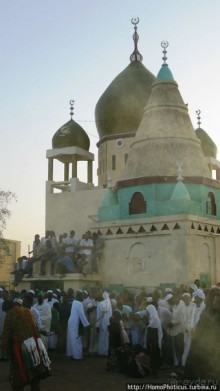 Дискотека по-судански, а также как продают верблюдов стадами