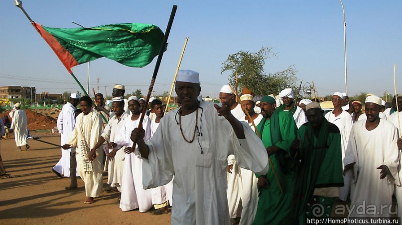 Дискотека по-судански, а также как продают верблюдов стадами