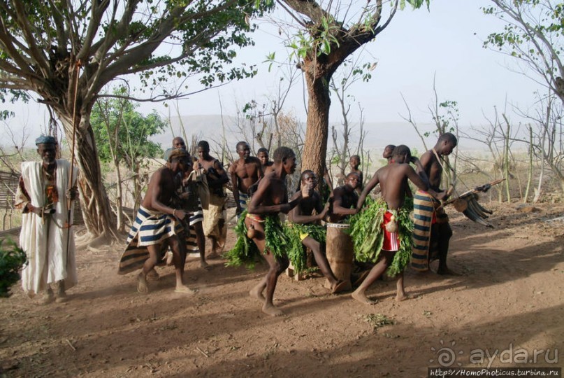 Довайо. Поминки как повод