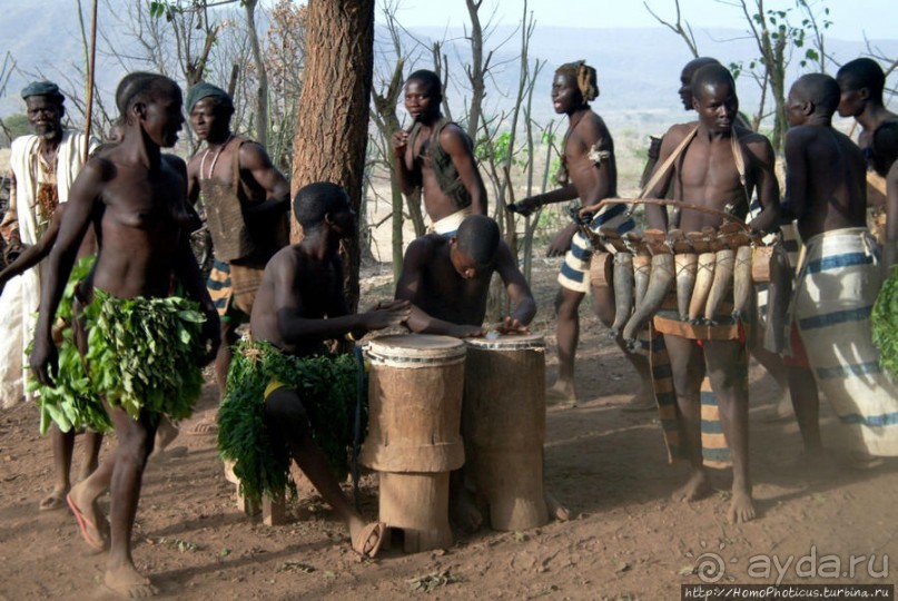 Довайо. Поминки как повод