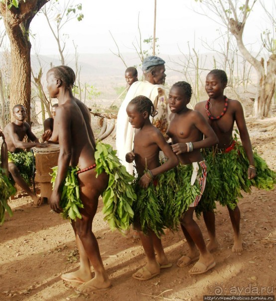 Довайо. Поминки как повод