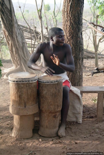 Довайо. Поминки как повод