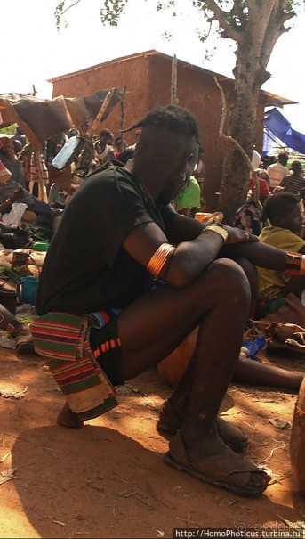 Альбом отзыва "Этнография долины Омо: типажи хамеров"