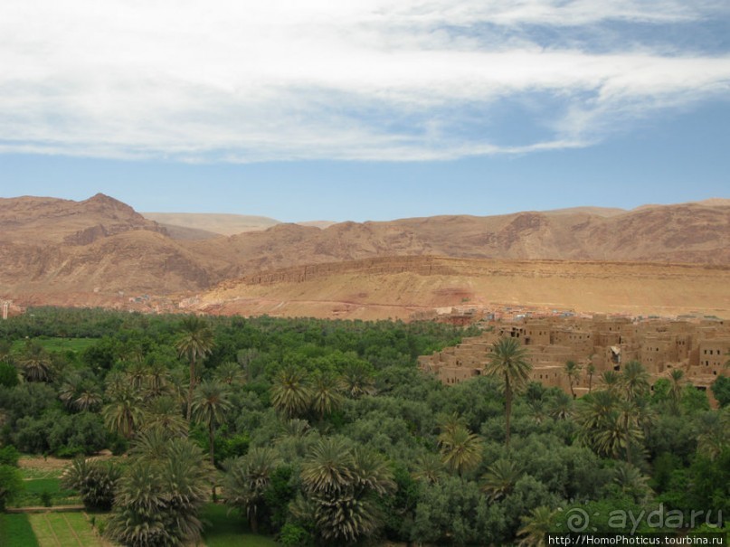 Ущелье треснувшей горы