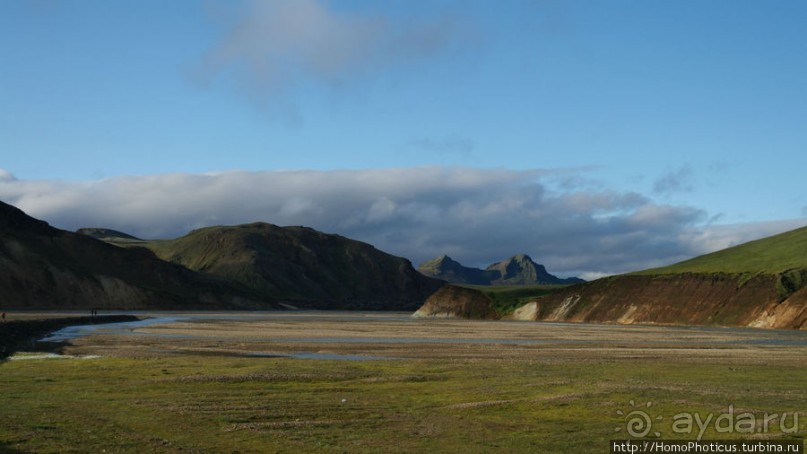 «Купальнямужчинживущихнаэтойземле»