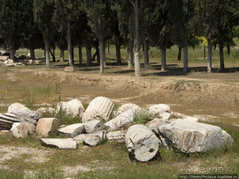 Обломки священного города