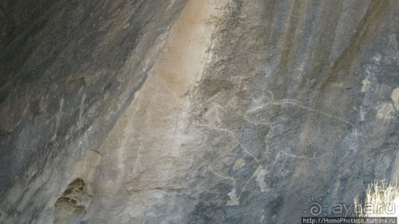 Петроглифы и грязевые вулканы