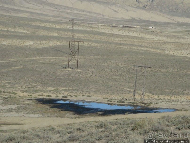 Петроглифы и грязевые вулканы