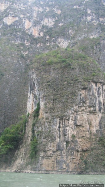 Мегасталактит