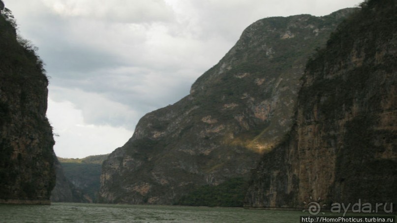 Мегасталактит