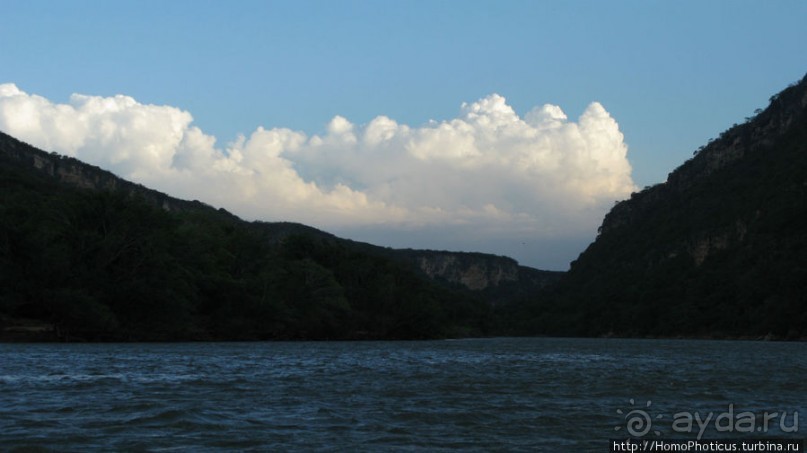 Мегасталактит