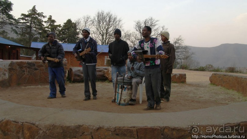 «Путник, сделай паузу и посмотри на ворота в рай» «Путник, сделай паузу и посмотри на ворота в рай»