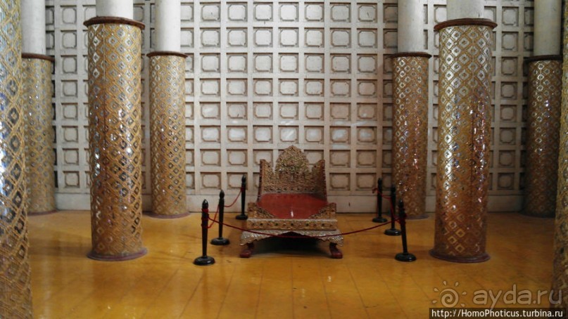 Славный королевский изумрудный дворец последнего королевства