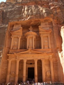 Путь к сокровищнице