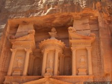 Путь к сокровищнице