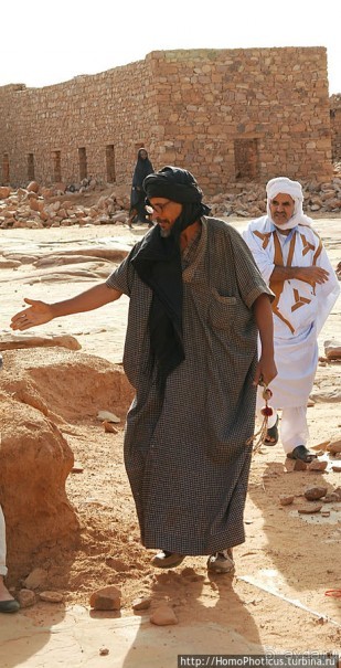 Два источника возле глаза Сахары