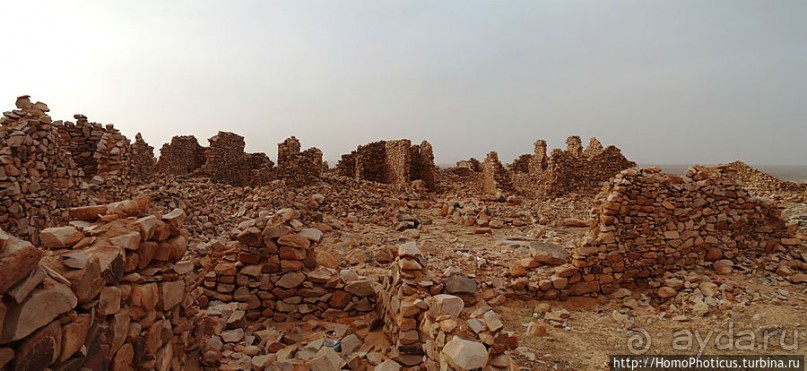 Два источника возле глаза Сахары