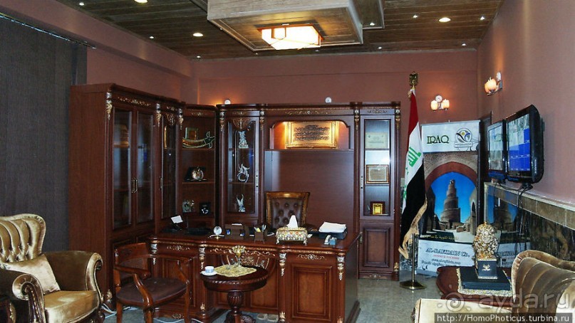 На берегу озера мира