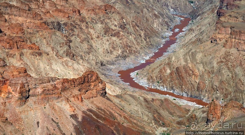 Древнейший каньон рыбной реки