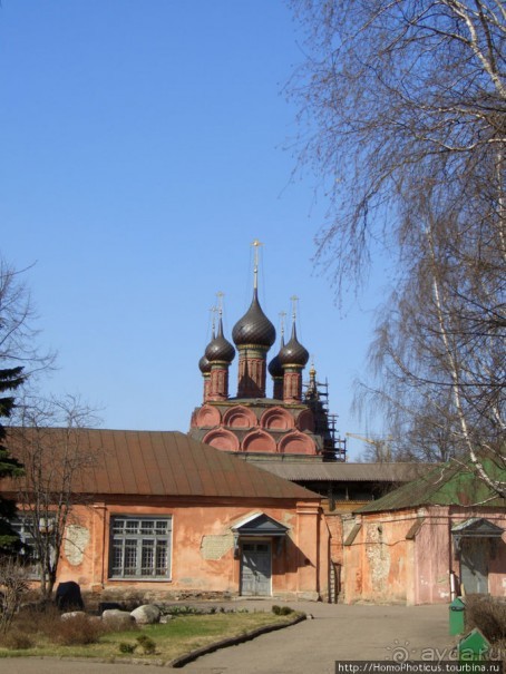 Медведь с секирой