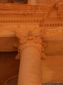 Руины красного песчаника