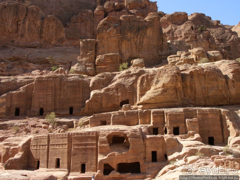 Руины красного песчаника