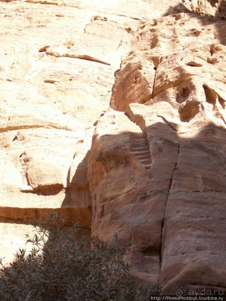 Руины красного песчаника