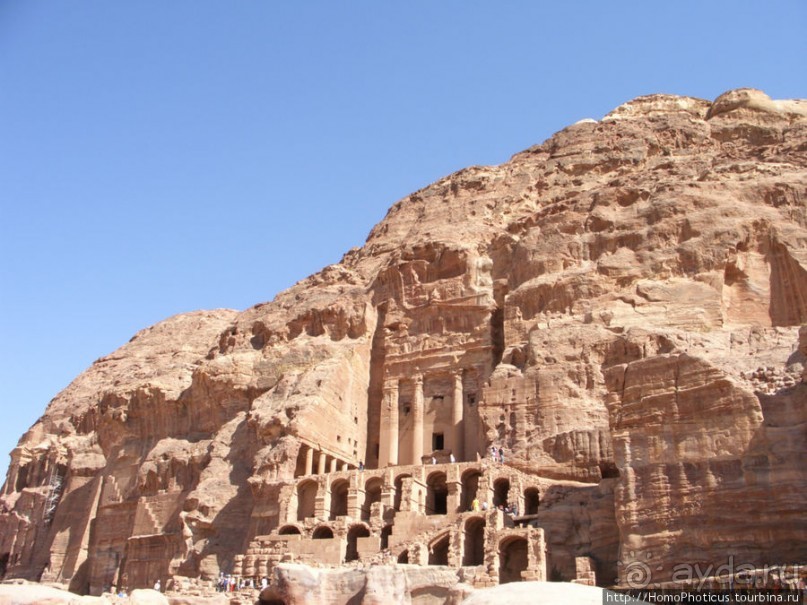 Руины красного песчаника