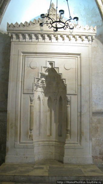 Город трех религий