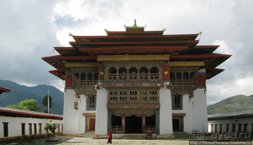 Страна Громового дракона. Часть IV. Вангди-Пходранг: небеса