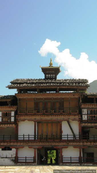 Страна Громового дракона. Часть IV. Вангди-Пходранг: небеса