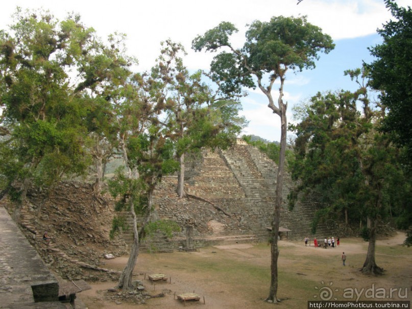 Мост между цивилизациями. Мост между временами.