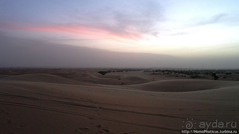 Среди барханов