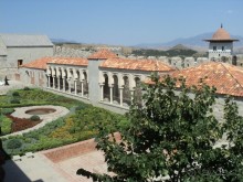 Пещеры Вардзия и крепость Рабат (Ахалцихе). Грузия