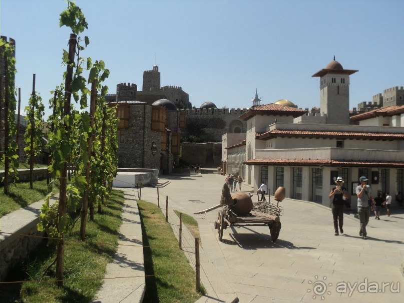 Пещеры Вардзия и крепость Рабат (Ахалцихе). Грузия