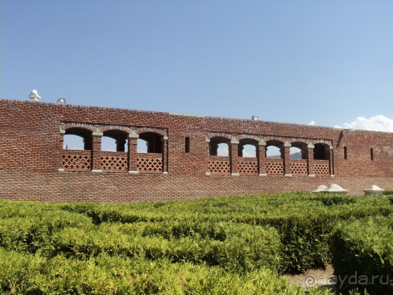 Пещеры Вардзия и крепость Рабат (Ахалцихе). Грузия