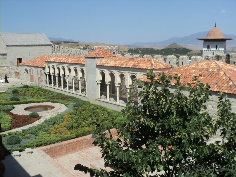 Пещеры Вардзия и крепость Рабат (Ахалцихе). Грузия