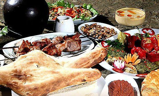 ГРУЗИНСКИЙ ХЛЕБ И К ХЛЕБУ : )