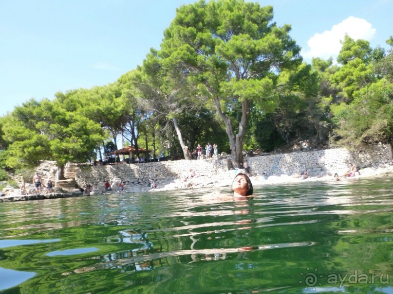 Что можно рассказать про необитаемый остров Локрум