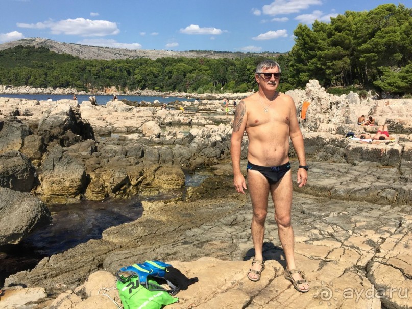 Что можно рассказать про необитаемый остров Локрум