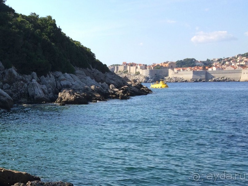 Что можно рассказать про необитаемый остров Локрум