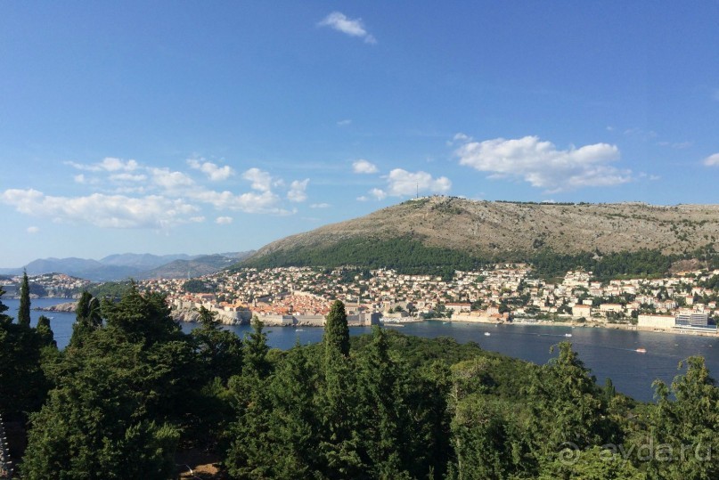 Что можно рассказать про необитаемый остров Локрум