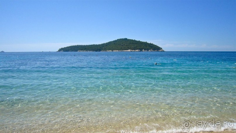 Что можно рассказать про необитаемый остров Локрум